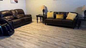 Smart TV, impianto stereo, studio, stampante