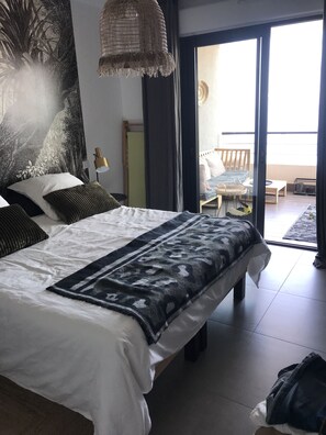 2 quartos, ferros/tábuas de passar roupa, Wi-Fi de cortesia
