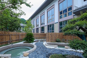 Seasonal outdoor pool