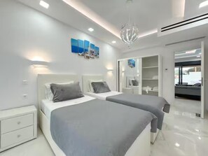 6 bedrooms, iron/ironing board, free WiFi, bed sheets