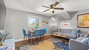 TV, Netflix, Hulu og bøker