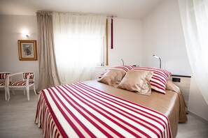 Familienapartment, 2 Schlafzimmer | 2 Schlafzimmer, kostenloses WLAN