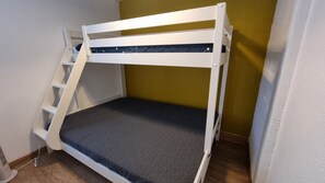 2 chambres, Wi-Fi gratuit, draps fournis