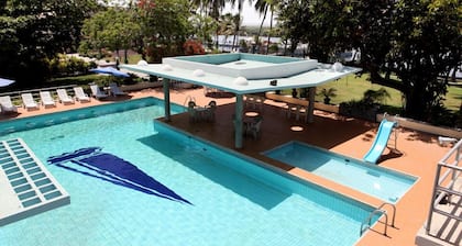 Beach Luxury Hotel