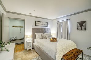 1 bedroom, free WiFi, bed sheets