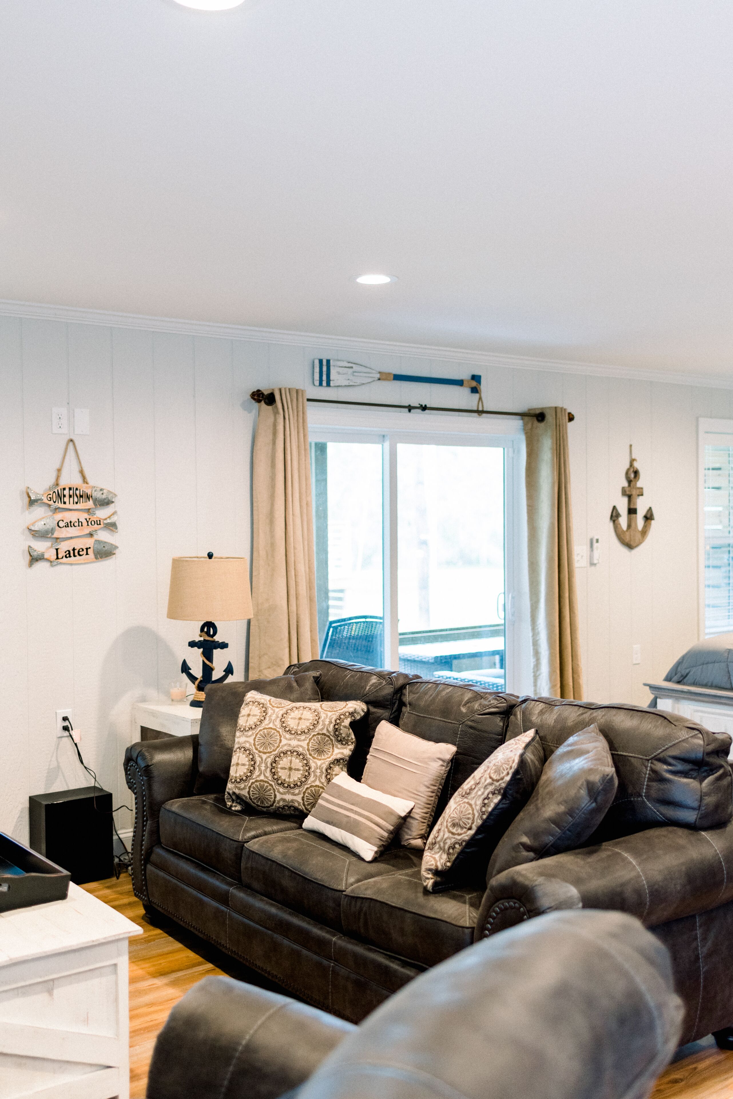 Downstairs Studio Style Apartment On The River - Lake Arthur, LA