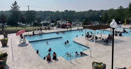 The Owls Nest get away in the Amazing Poconos