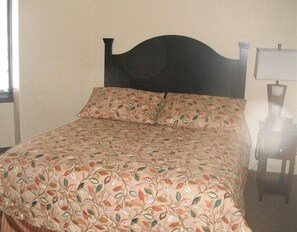 1 habitación, wifi y ropa de cama