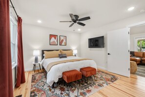 3 bedrooms, iron/ironing board, free WiFi, bed sheets