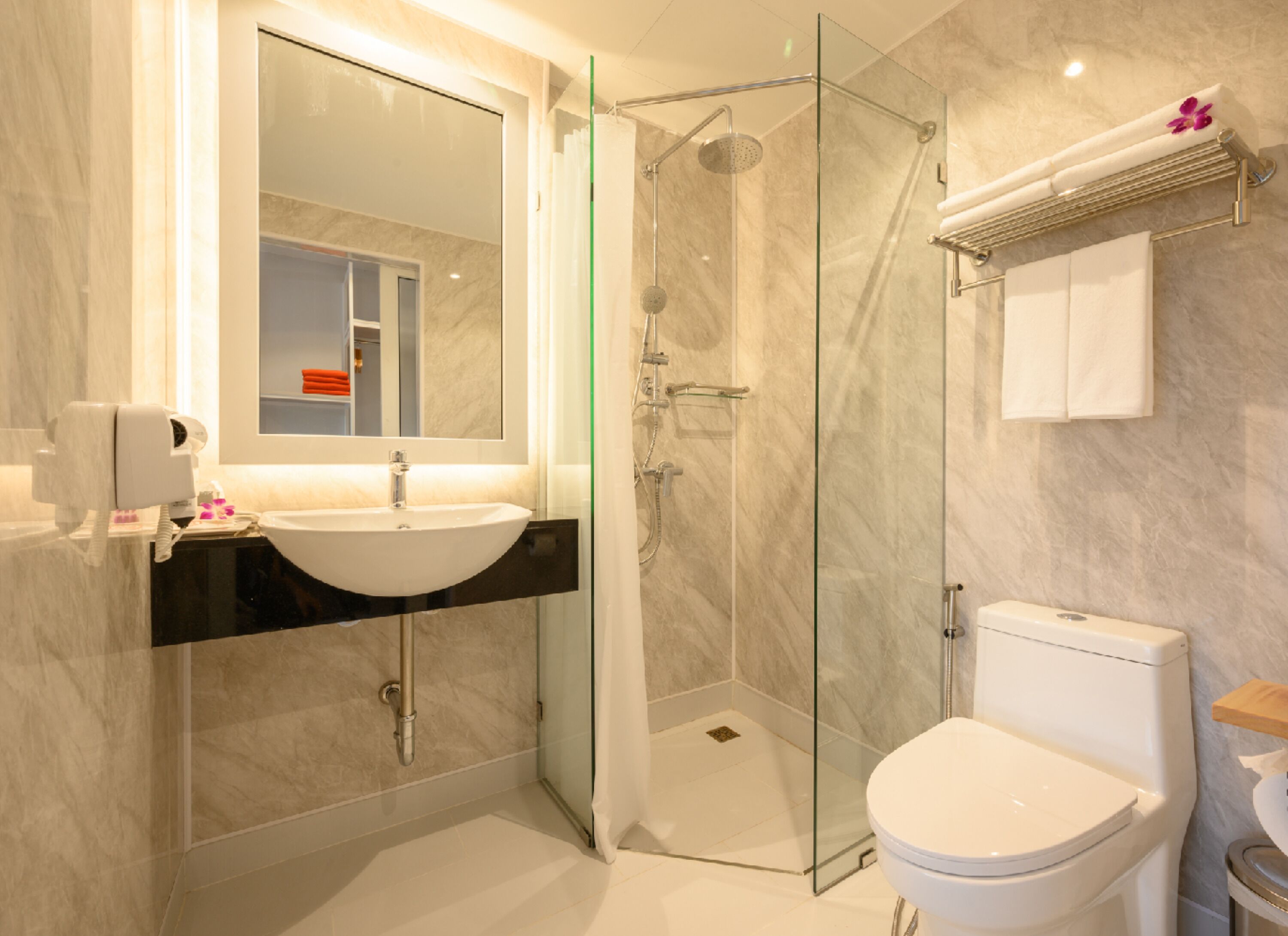 Foto - Tour De Phuket Hotel - SHA Plus