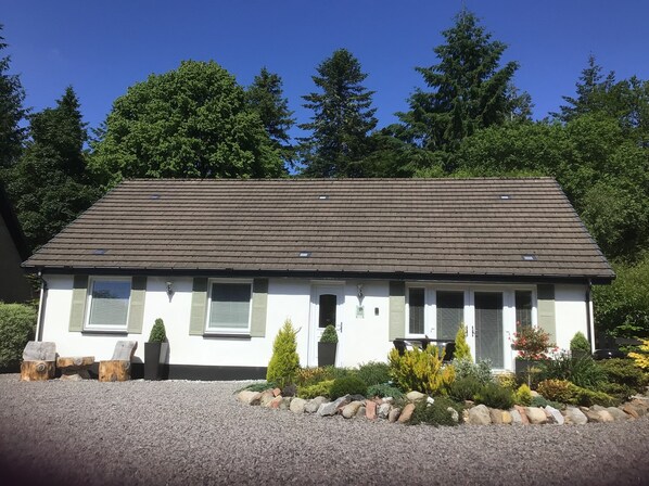 House | Exterior - Thistle Haugh, the Peaceful House With a hot tub (Oban)