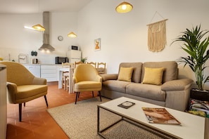 TV - Espiga House, Espiga House - QSF Agroturismo (Evora)