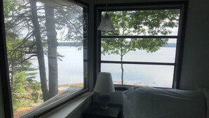2 soverom, strykejern/-brett, wi-fi (inkludert) og sengetøy