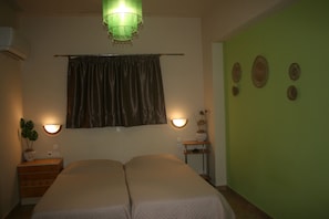 3 chambres, fer et planche Ă repasser, Wi-Fi gratuit, draps fournis