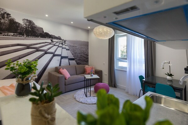 1 bedroom, iron/ironing board, free WiFi, bed sheets - Unique Studio Apartment (Zadar)