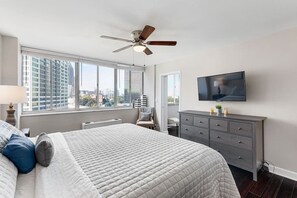 2 bedrooms, iron/ironing board, free WiFi, bed sheets