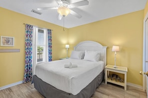 1 bedroom, iron/ironing board, internet, bed sheets