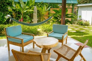 Terrace/patio - Dishwasher-Private Pool-AC-Walk to Beach! (Puerto Viejo)