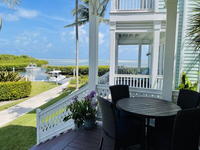 Spectacular Ocean Front Home In Beautiful Islamorada!Slip,Com Pool, & Prv Bch