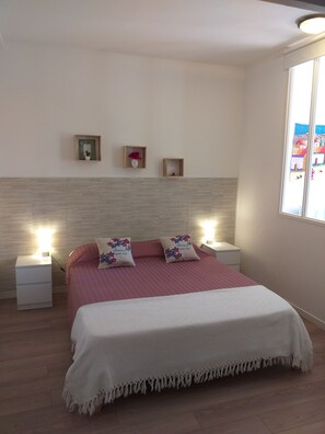 1 Schlafzimmer, Bügeleisen/Bügelbrett, Reisekinderbett, kostenloses WLAN