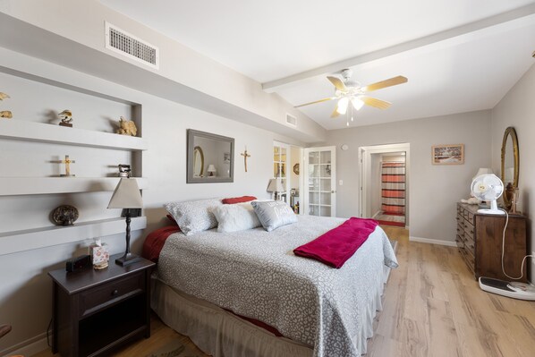 3 chambres, fer et planche Ă repasser, Wi-Fi, literie fournie