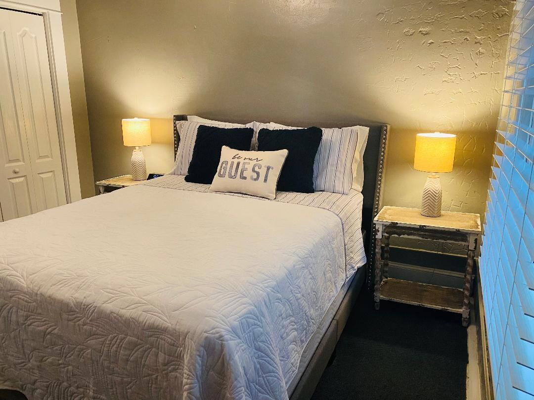 1 dormitorio, tabla de planchar con plancha, cuna de viaje y wifi gratis