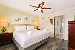 6 bedrooms, iron/ironing board, WiFi, bed sheets