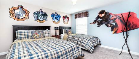 9 bedrooms, iron/ironing board, WiFi, bed sheets