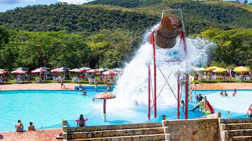 Indoor pool, 6 outdoor pools