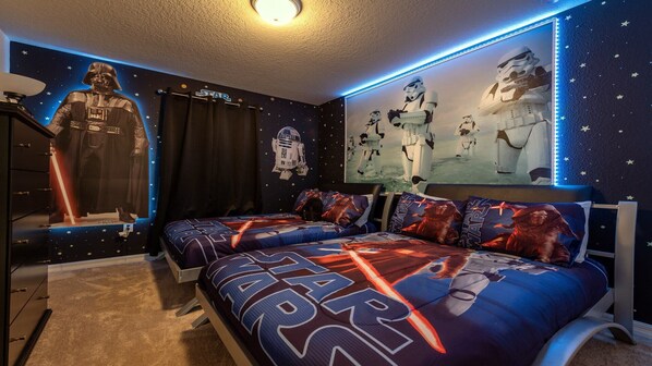 5 bedrooms, iron/ironing board, WiFi, bed sheets