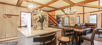 Lake Lodge w Pool Table & Water Toys - Close to Town