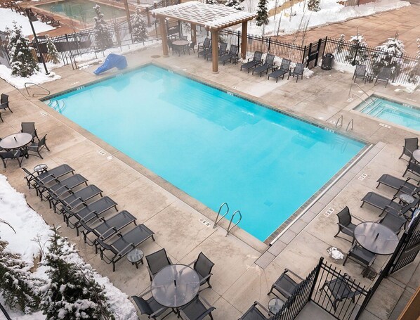 Outdoor pool, a heated pool