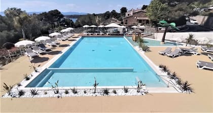 BUNGALOW, TERRACE, PANORAMIC VIEW
