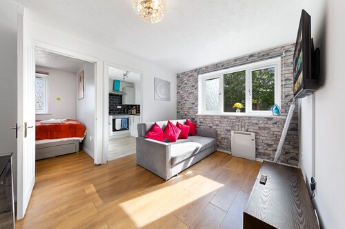 Stunning 1 Bedroom Apartment in Dagenham