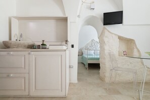 1 chambre, Wi-Fi gratuit, draps fournis
