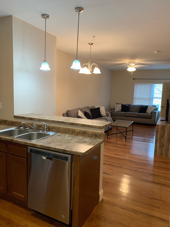 Close To Wvu Football And Black Bears Baseball Stadiums - Morgantown, WV