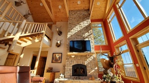 Interior - Beautiful secluded house located minutes from downtown Deadwood and Sturgis (Sturgis)