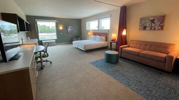 Desk, laptop workspace, free WiFi, bed sheets