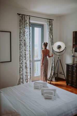 4 Schlafzimmer, Zimmersafe, Bügeleisen/Bügelbrett, kostenloses WLAN