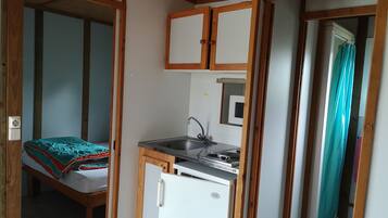 1 habitación y caja de seguridad en la habitación