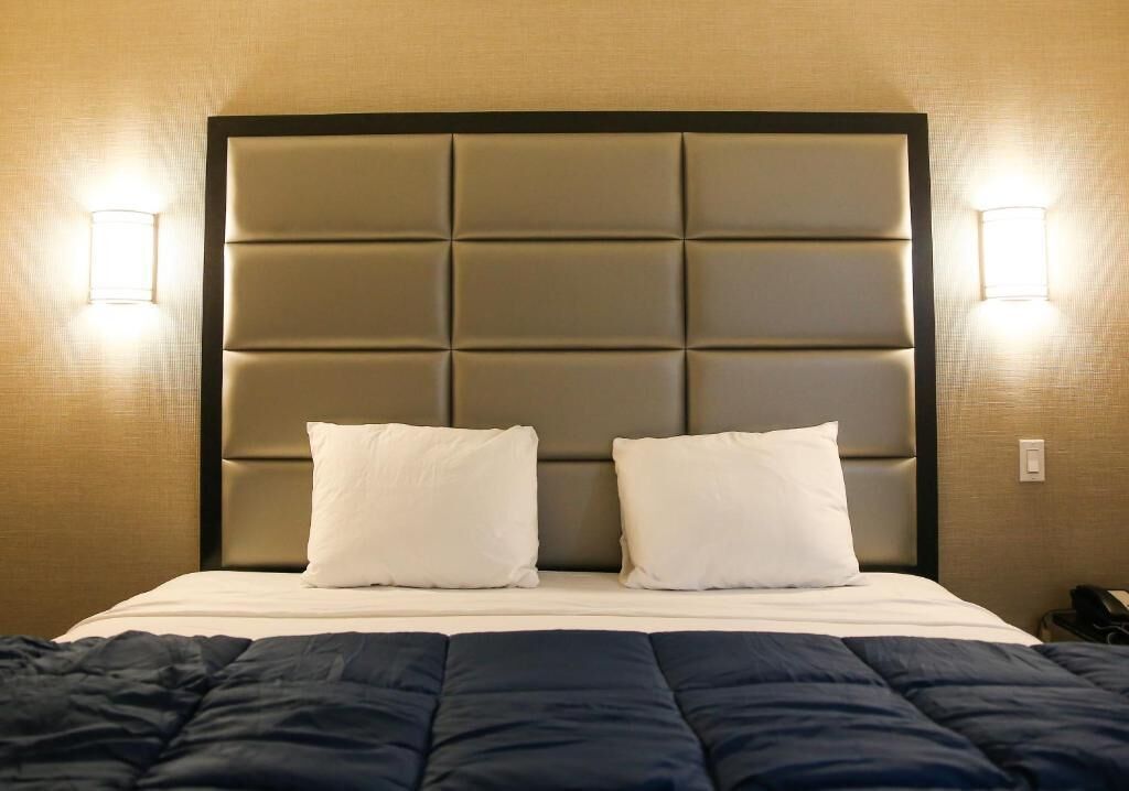 11 Best Cheap Hotels In The Bronx, New York Updated 2024 Trip101