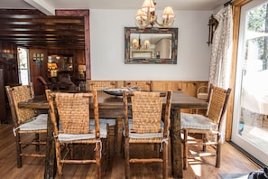 Dining - Charming Cabin with Lake Membership Walkable to Town (Twain Harte)