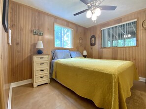 2 عدّة غرف نوم وواي فاي وملاءات أسرّة