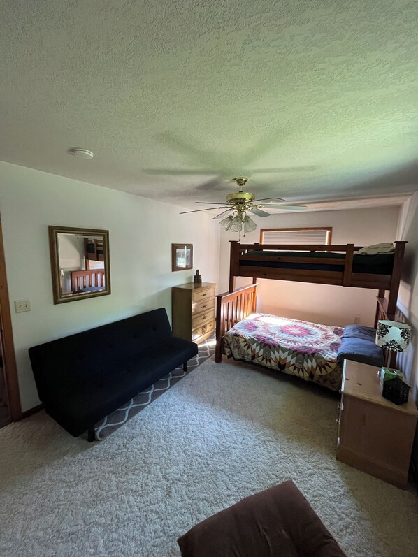 1 Schlafzimmer, kostenloses WLAN, Bettwäsche, Rollstuhlgeeignet