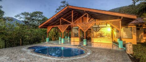 Habitació estàndard | 2 dormitoris, roba de llit d'alta qualitat i caixa forta a l'habitació