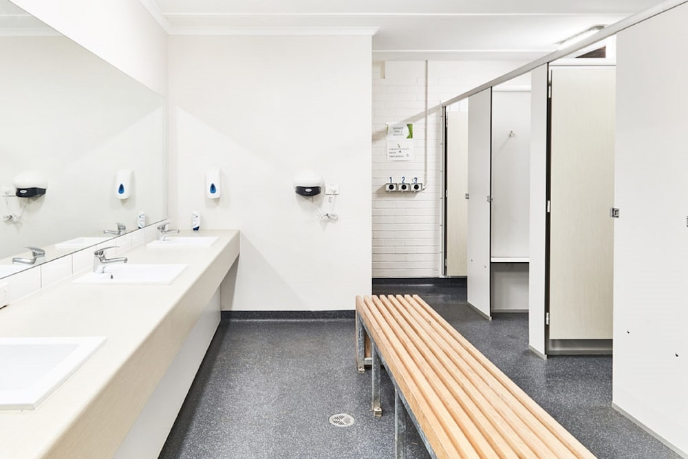 Torquay Foreshore Caravan Park by null