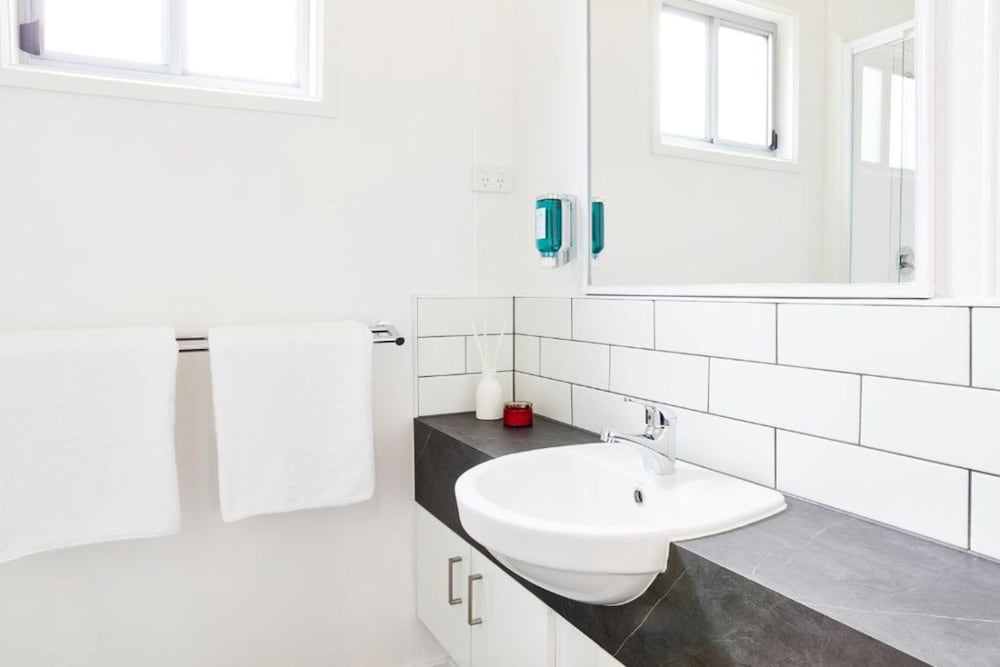 Torquay Foreshore Caravan Park by null