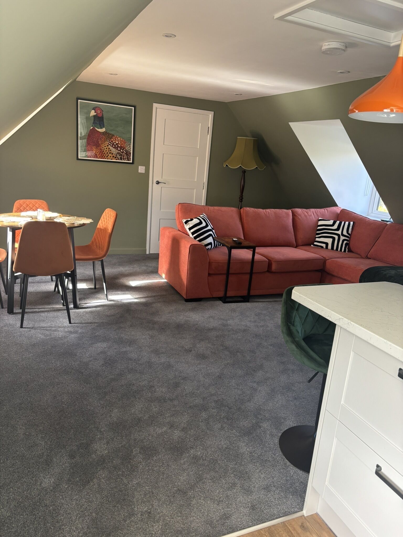 Luxury Apartment, Ensuite, Garden View (First Floor Apartment) | Lounge