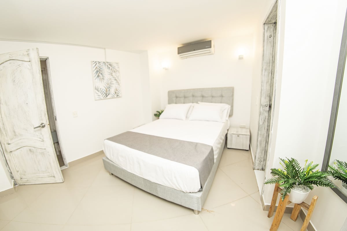 Habitación junior | Caja fuerte, wifi gratis, ropa de cama