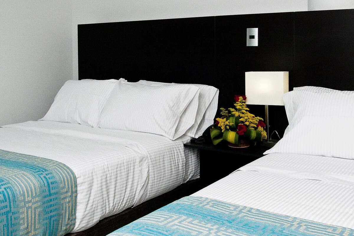 Camas con pillow-top y wifi gratis 